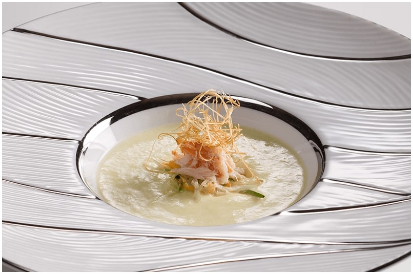 タラバ蟹とポワロ葱のスープ